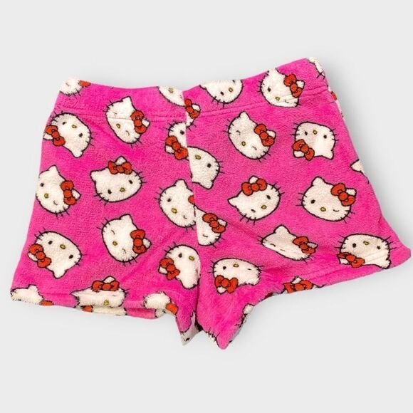 Hello Kitty Sanrio Fuzzy Soft Touch Pajama Shorts Womens size M New with Tags - Picture 7 of 8